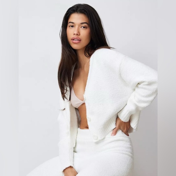 UGG Nyomi Cropped Cardigan Women's Size Medium (NWT) - Picture 1 of 12